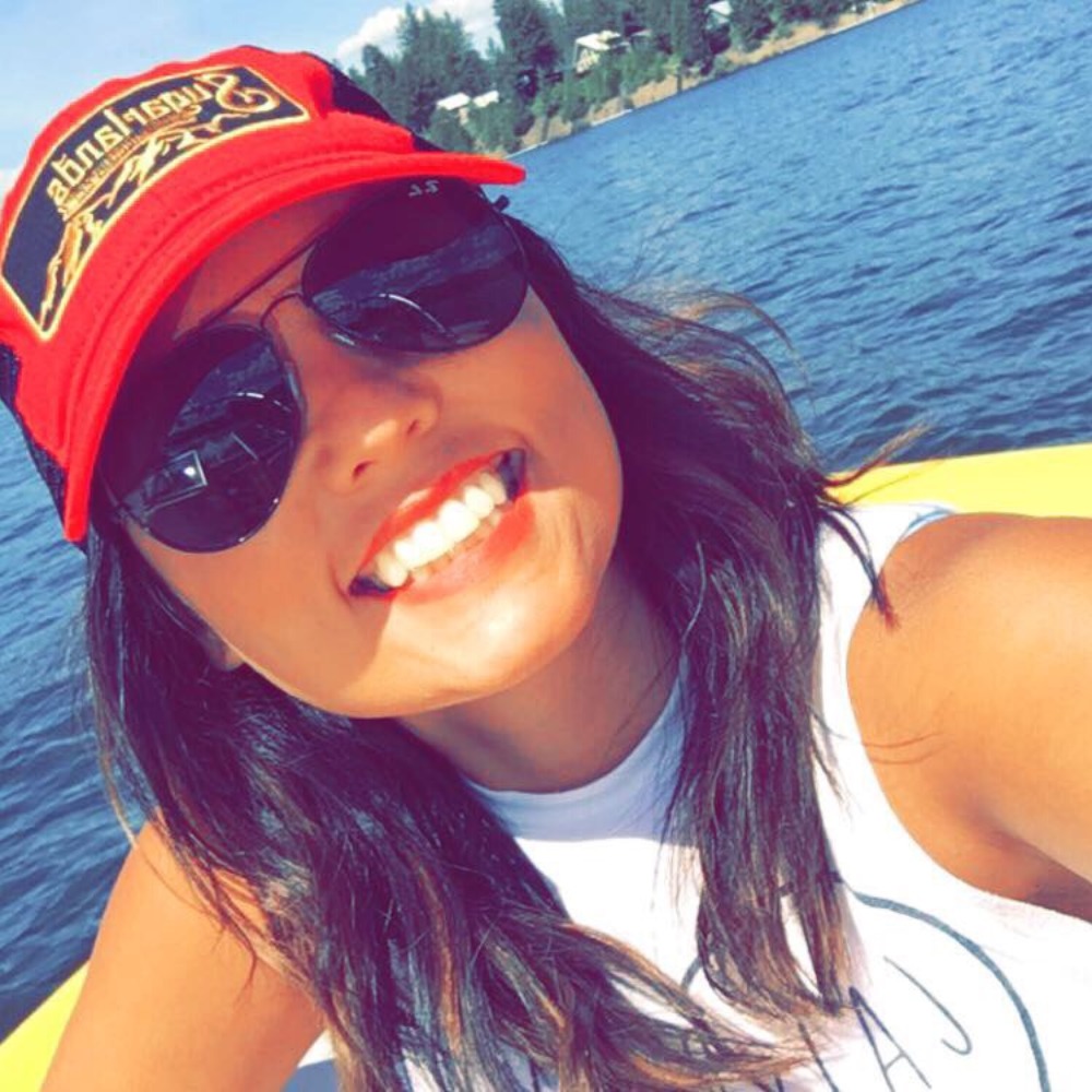 Meet your Posher, Raina